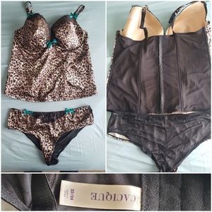 Leopard print corset bra with matching panty